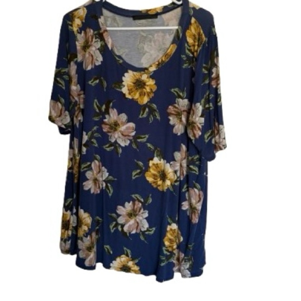 Navy Floral Scoop Neck Top